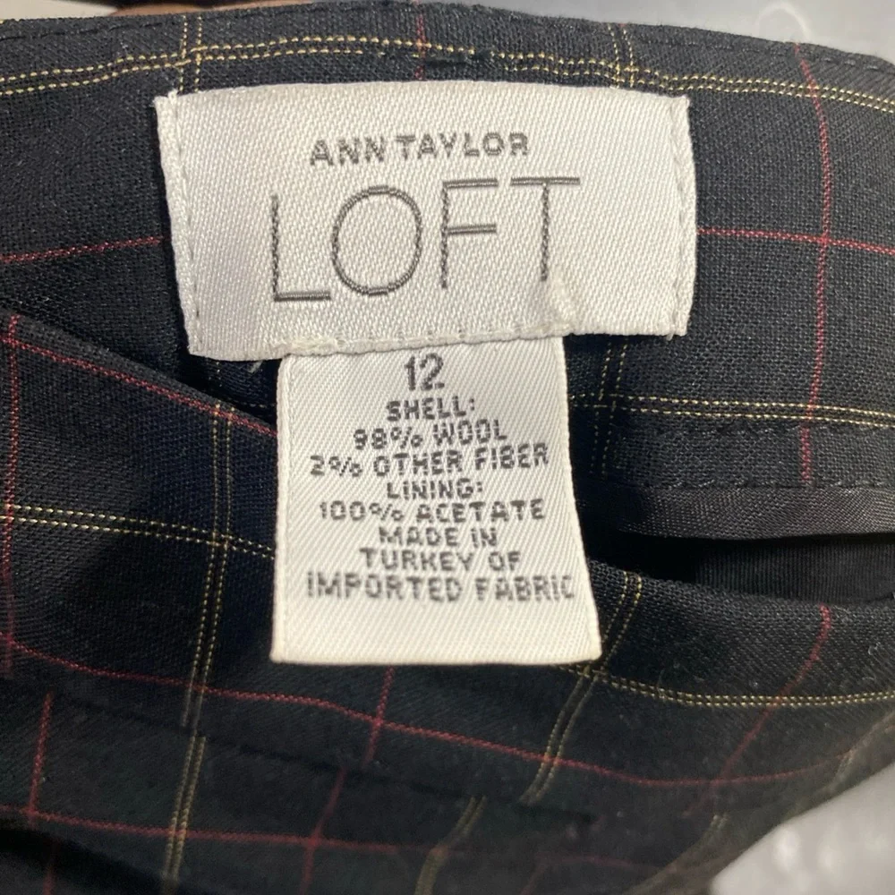 LOFT Women's Black Plaid Straight Leg Pants‎ - Picture 3 of 6